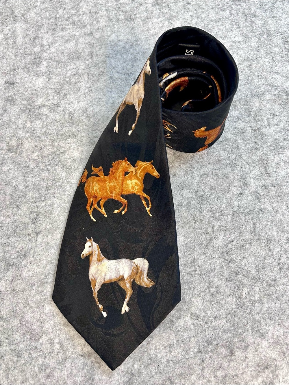 Steven Harris Men’s Horse Theme Hand Made Neck Tie